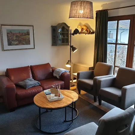 Gemütlicher Ferienbungalow In Frankenau, Kostenloses Wlan Frankenau